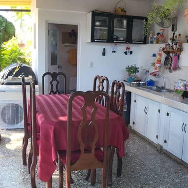 Vendo casa totalmente  independiente - Img 121575070