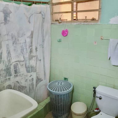 GG-159 | 🔑 APARTAMENTO EN BAJOS EN NUEVO VEDADO (3 CUARTOS, 2 BAÑOS) - 7/10