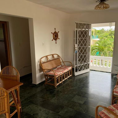 Renta de casa en la playa en Guanabo. Alquiler de casa en la playa cerca del mar - Img 125336734