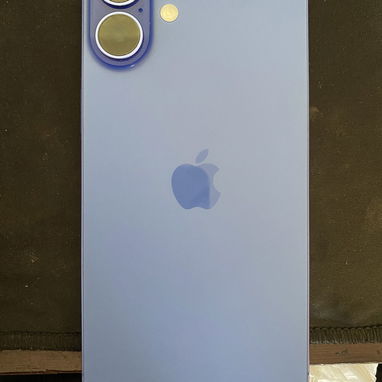 Vendo iPhone 16 plus impecable libre de iCloud y compañia - Img 127596029
