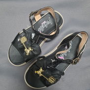 SANDALIAS DE NIÑA NUEVAS 20CM!!! 63685518 - Img 55635495
