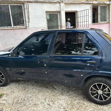 Se vende peugeot 106 gasolina - Img 113363909