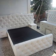 Camas tapizadas y colchones super confort y de espuma , llamar al 52422734 o WhatsApp transporte incluido - Img 53178034