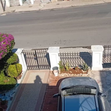 Se vende casa independiente en el vedado !! - Img 125903842