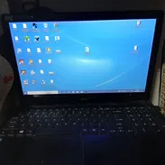 Laptop de Uso marca Acer - TouchScreen - Img 55538350