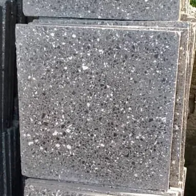 Losas de granito 40x40 y rodapie - 3/6