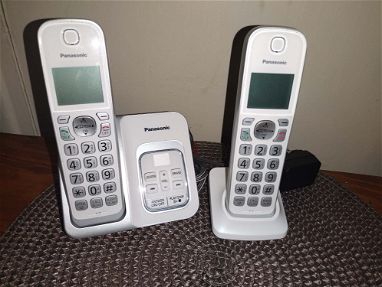 Vendo Teléfono inalámbrico NUEVO Panasonic de dos bases - Img main-image