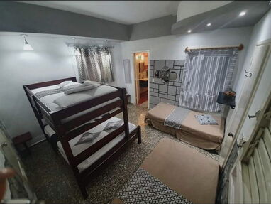 ♥️ Renta casa en La Habana Vieja,cerca de Prado,2 habitac+balcón+elevador+wifi - Img 58441362