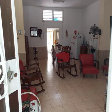 Casa amplia  3/4  cerca d Primelles y Czda del Cerro - Img 122678058