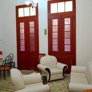 TRES EN UNO EN CALLE MONTE! VIVE, ALQUILA O EMPRENDE EN LA HABANA VIEJA !!! - Img 56447734