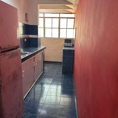*$7000usd CON AJUSTE. En venta  Apartamento (5to piso) listo PARA  LLEGAR A Vivir de un edificio de 6  pisos en Alamar, - 4/10