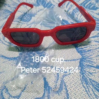 Artículos variados, sólo los expuestos en fotos publicadas. Peter 52459424 - 3/5