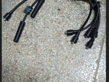 Vendo cable de bujías de lada nuevo en 20 USD original - Img main-image-45700018