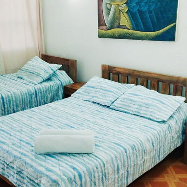 🏠 Renta De Apartamento Por Tiempo Indefinido. 🛏️ Tiene 2 habitaciones para 5 personas. 📱 Reserva: +5355284821 - 2/4