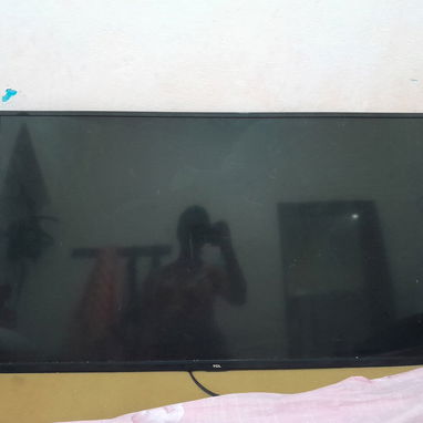 Vendo TV roto para pieza - 2/2