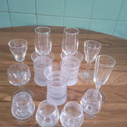 Combo de copas y vasos pequeños. 58943104 - Img 55299603