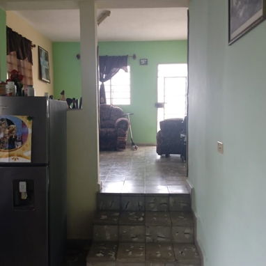 Se venden 2 casas independientes arriba y abajo - 6/10