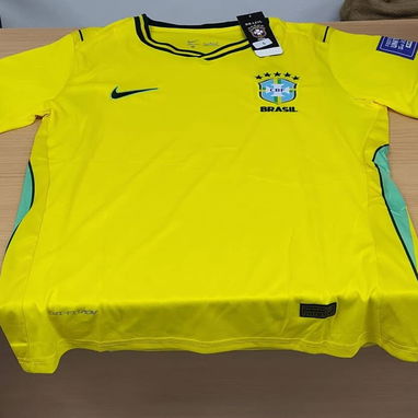 Balones de fútbol y camisetas - 3/6