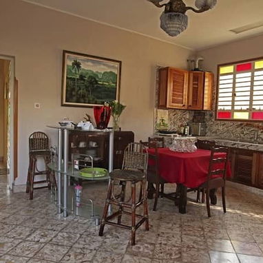 Casa disponible en Nuevo Vedado con respaldo energético - 4/6
