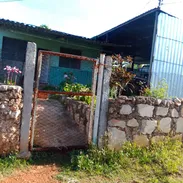 Venta de casa con patio grande buen precio me ajusto hasta 6500 - Img 55407460