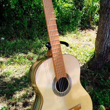 Guitarras nuevas las estrena el cliente - Img 125164297