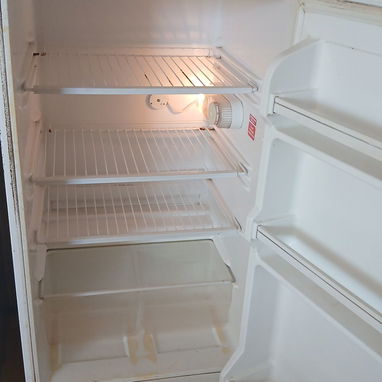 Vendo refrigerador y nevera de uso en buen precio - Img 126115441