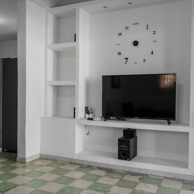 Se vende planta baja de una casa biplanta ubicada en el Náutico a pocos metros del mar. - 6/10