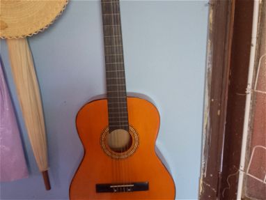 Vendo guitarra clásica - Img main-image-45660187