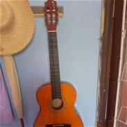 Vendo guitarra clásica - Img 45660187