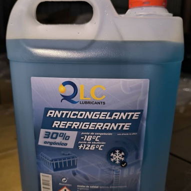 ACEITES Y LUBRICANTES. CRL Logística Sur – Tu aliado para el cuidado de tu vehículo - 7/10