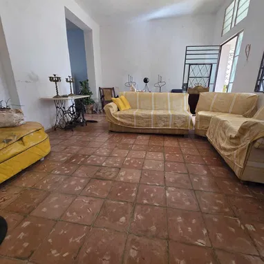 VEDADO, PROPIETARIOS DE ANTES DEL TRIUNFO DE LA REVOLUCIÓN, CASA DE 1910 CON 383M2 - Img 125826450