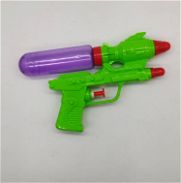 Pistolas de agua de juguete - Img 45644621