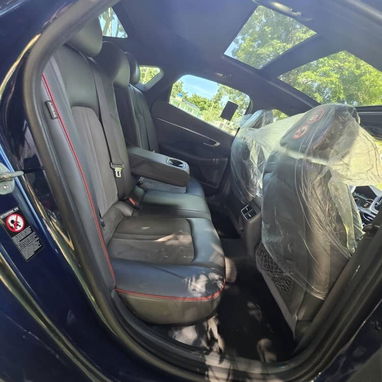 Vendo o negocio yhunday sonata del 2023 full limited - Img 103590457