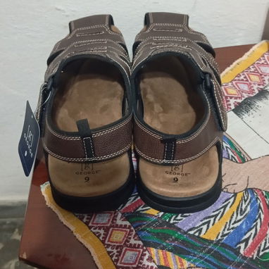Sandalias de cuero nuevas en venta - Img 123195985