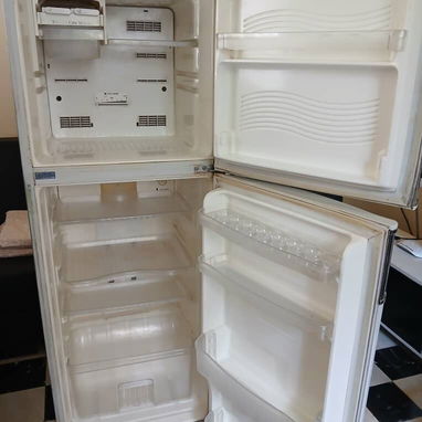 Refrigerador de uso pero funcionando perfecto - 2/3