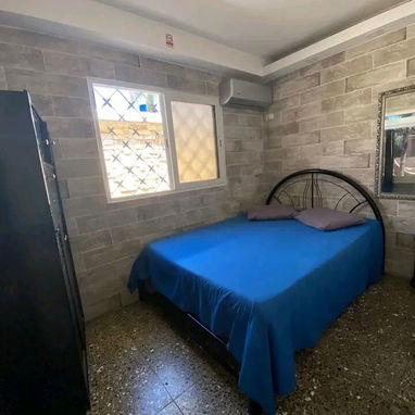 🏠 Alquiler de Casa En Guanabo.💡 Tiene Paneles Solares. 👥Capacidad para 12 personas.📱 Reserva: +5355149761 - 9/10