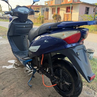 Moto Eléctrica - 3/10