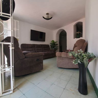 RENTA Y ALQUILER DE HABITACIÓN POR NOCHE - Img 116884279