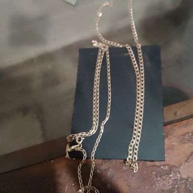 Vendo cadenitas finitas de oro 10K original a muy buen precio---son nuevas todo cifrado-- todo con mensajería - 3/4