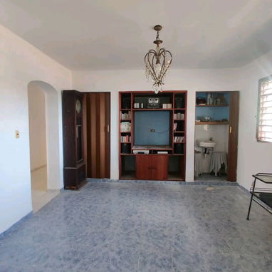 GG-112 🏛️ ¡PROPIEDAD ICÓNICA EN SANTOS SUÁREZ: ESPACIO, PRESTIGIO Y NEGOCIO! 🏘️✨ - Img 119695594