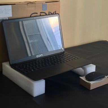 Venta de Laptop GDM de calidad garantizada. - 2/3