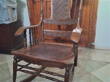 En venta pareja de sillones coloniales - Img main-image-45262863