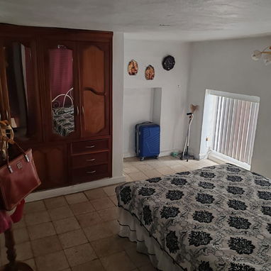 SE VENDE CASA EN LA ASUNCIÓN – LAWTON, 10 DE OCTUBRE - Img 120356059