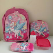 Mochilas 3D con merendero térmico, cartuchera, pomo y pozuelo - Img 57039339