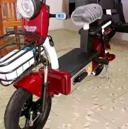 Vendo motico challenger. Nuevas....cero km...48 volt, 20 amp. Autonomia 60 km. Disponibles en rojas y rosadas. - Img 50004113