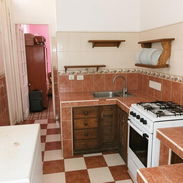 Venta de casa en el vedado con garaje - Img 56854607