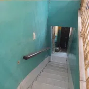 Se vende Casa 25000, en 10 de octubre en la calzada de Luyano entre concha y Teresa blanco altos - Img 56187881