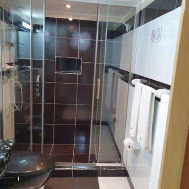🏠¡Si deseas una casa privada y confortable en el Vedado y con precios económicos visítanos y no te arrepentirás! - Img 103419058