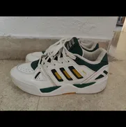 Tenis Adidas originales #40 traídos de España pocas puestas porque me quedan apretados - Img 50143712
