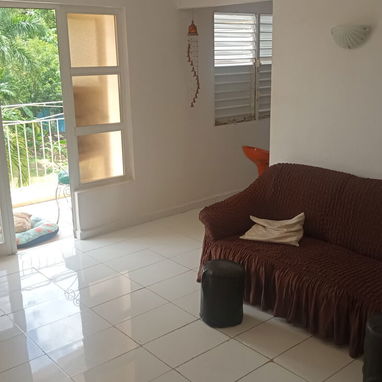 Se vende apto en la Comunidad Granma - Img 123338594